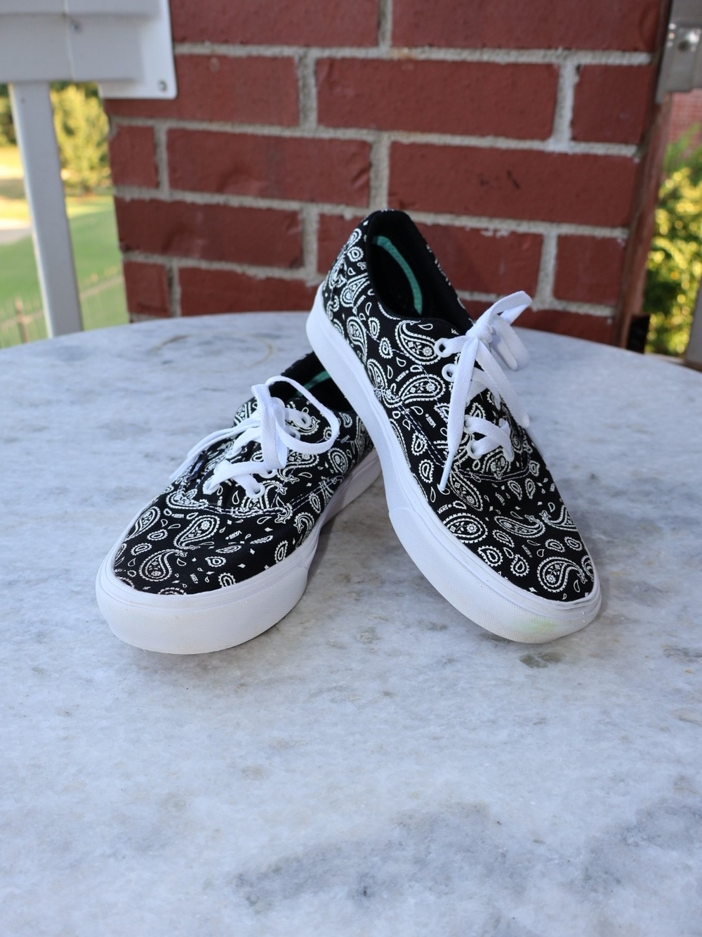 Vans ComfyCush Era 'Paisley - Black' - Picture 6 of 9